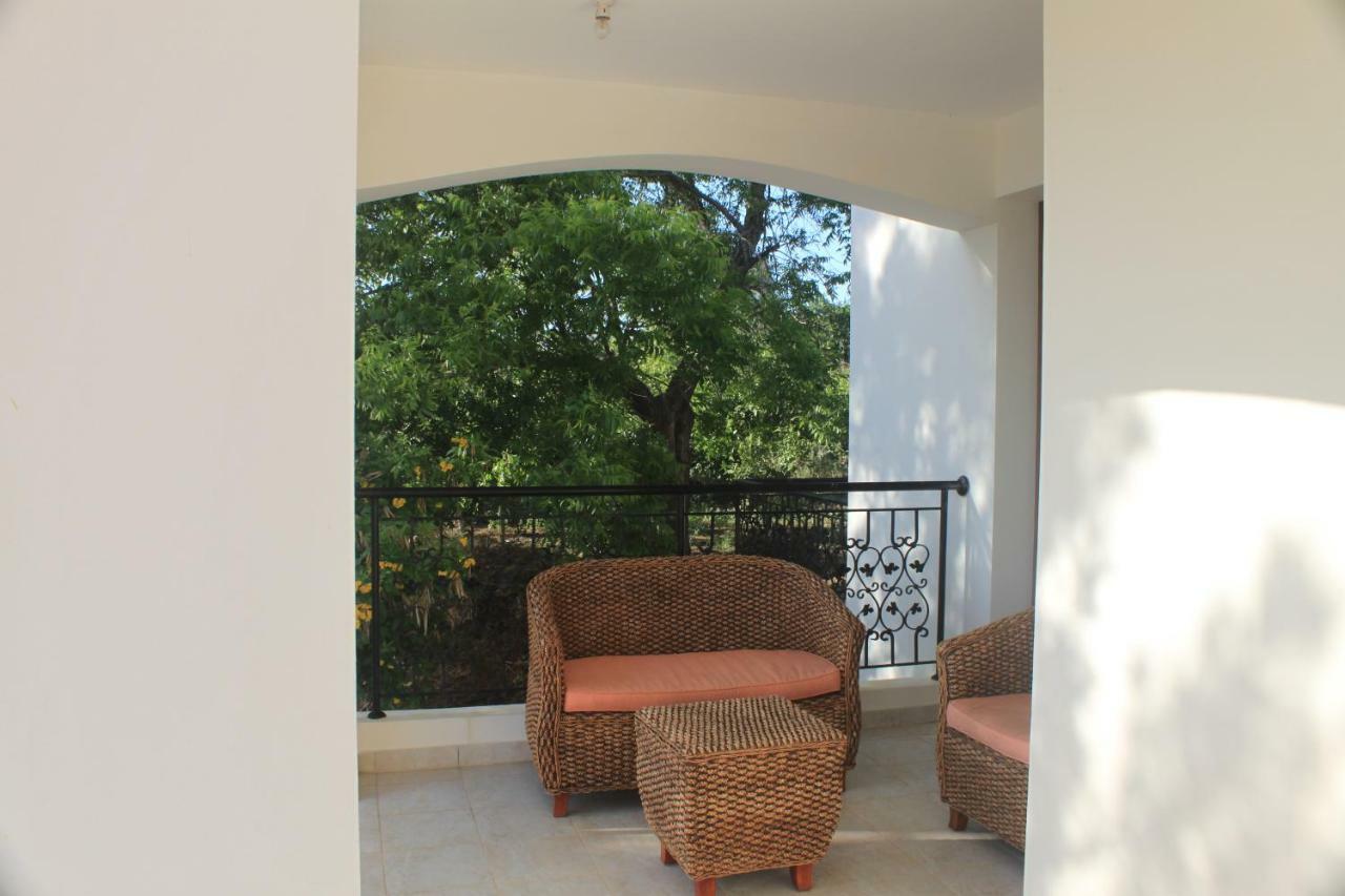 Martika Luxury Villa Agia Marina  Buitenkant foto